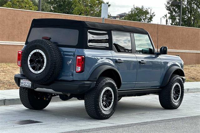 2023 ford bronco black diamond