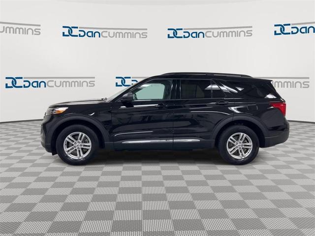 2023 ford explorer xlt
