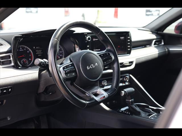 2022 kia k5 gt-line