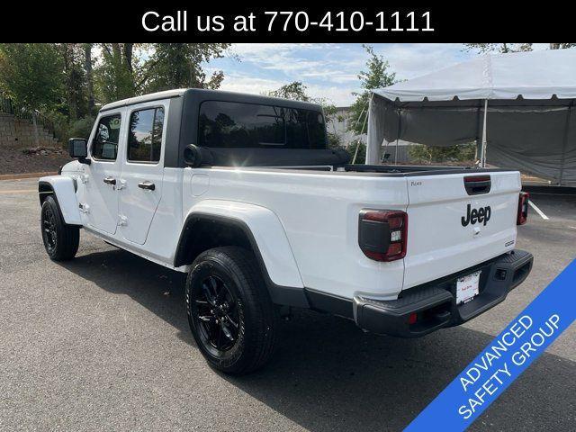 2022 jeep gladiator sport