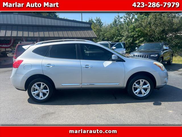 2011 nissan rogue sv