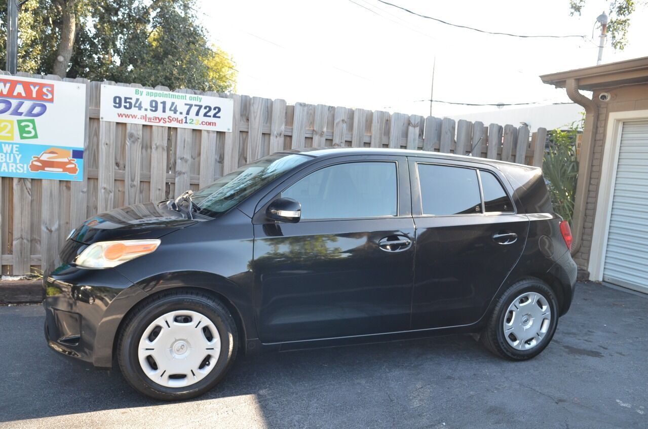 2010 scion xd base 4dr hatchback 5m