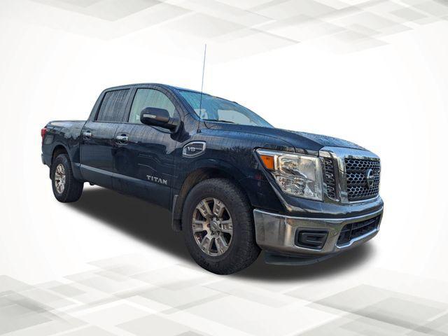 2017 nissan titan sv
