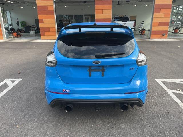 2016 ford focus rs base