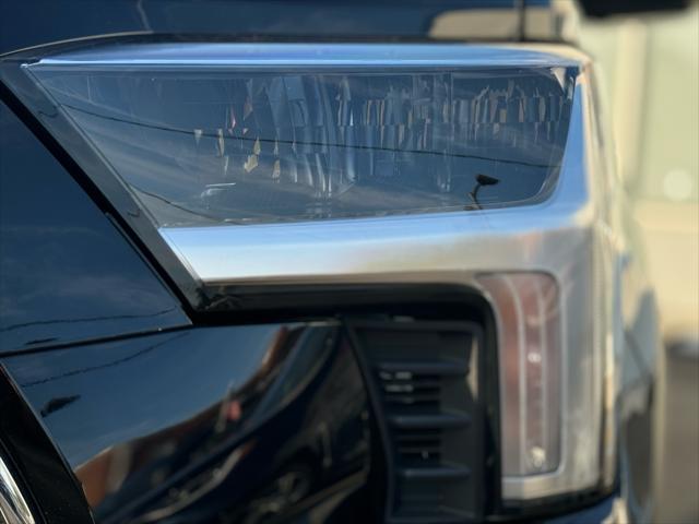 2024 toyota sequoia base