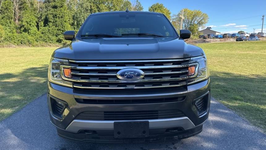 2021 ford expedition max xlt