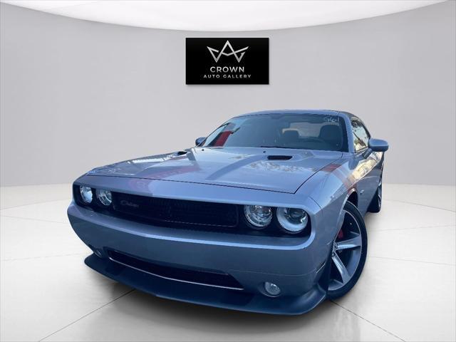 2014 dodge challenger sxt