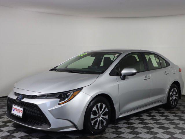 2022 toyota corolla hybrid le