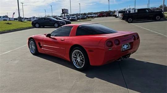 2004 chevrolet corvette base