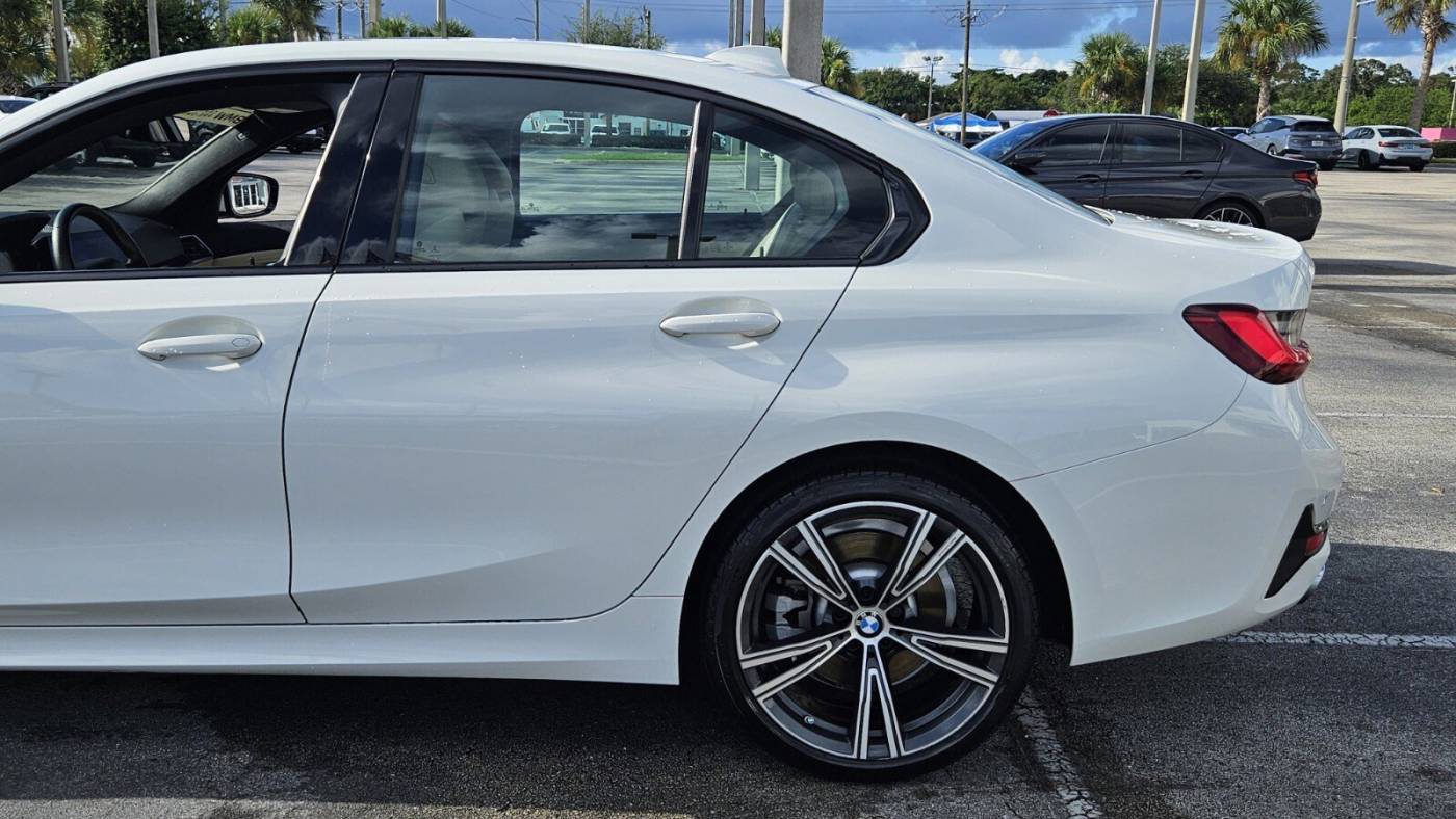 2022 bmw 3 series 330i