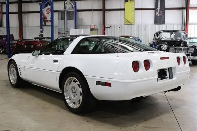 1992 chevrolet corvette 63339 miles white coupe 5.7 liter v8 automatic