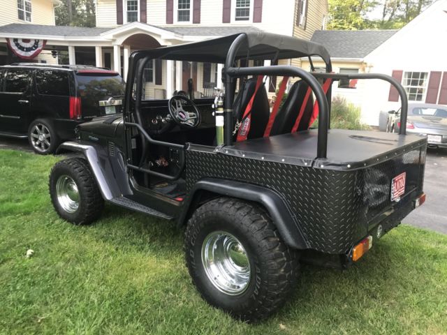 1975 toyota landcruiser fj40/ full restoration /383 stroker,1400 miles