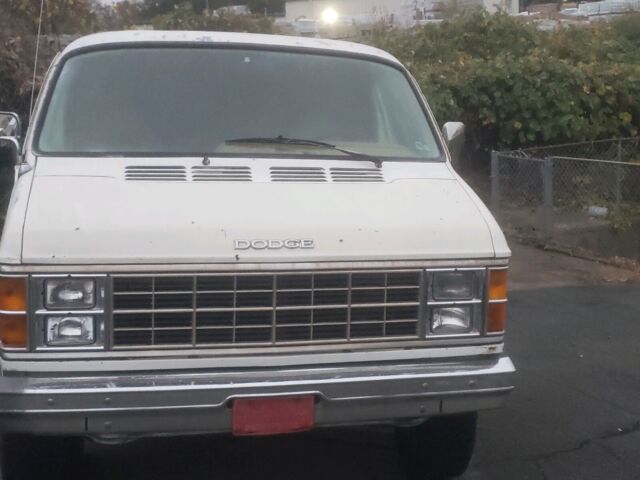 1985 dodge ram wagon van white rwd automatic b350