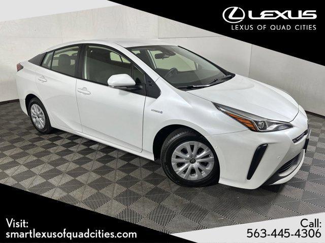 2021 toyota prius le