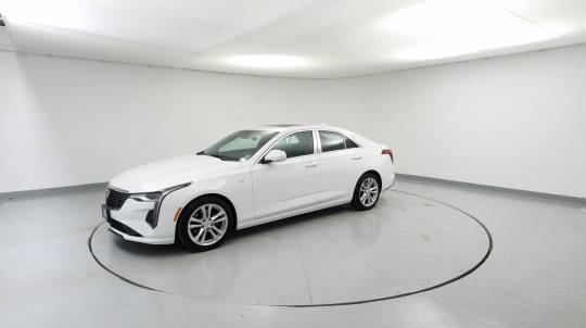 2022 Cadillac CT4