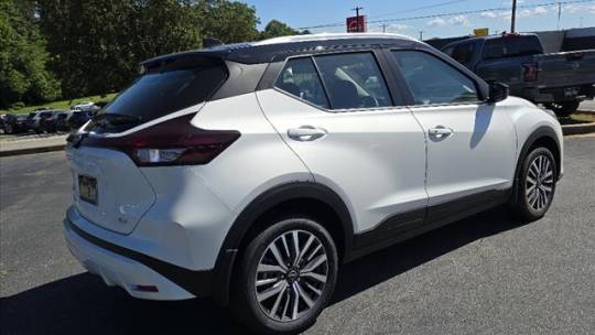 2024 Nissan Kicks
