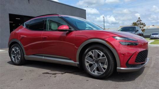 2025 Genesis GV60