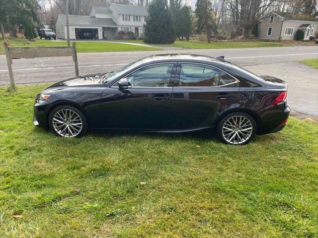 2014 lexus is 250 base