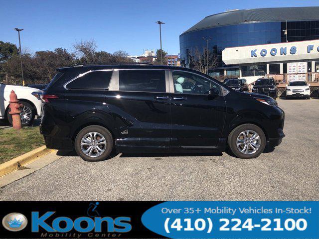 2023 toyota sienna xse