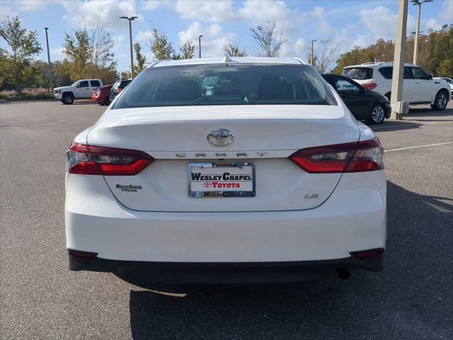 2023 toyota camry le