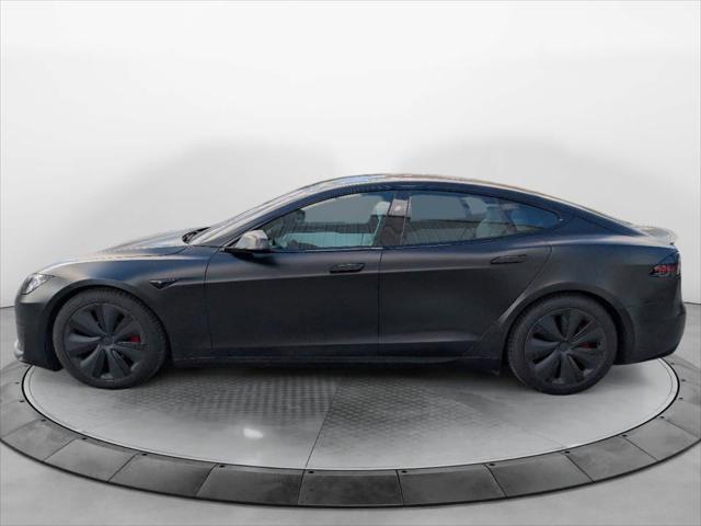 2023 tesla model s plaid