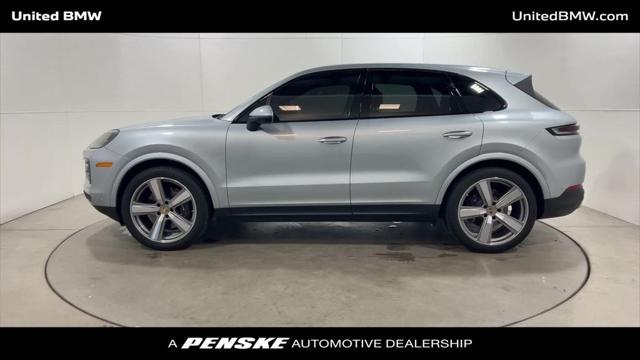 2024 porsche cayenne base