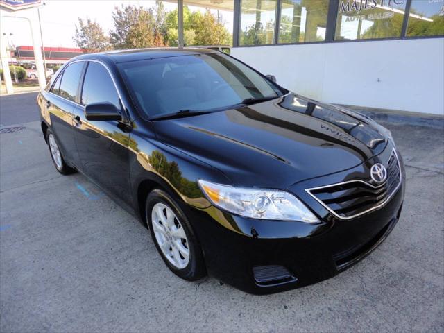 2010 toyota camry le
