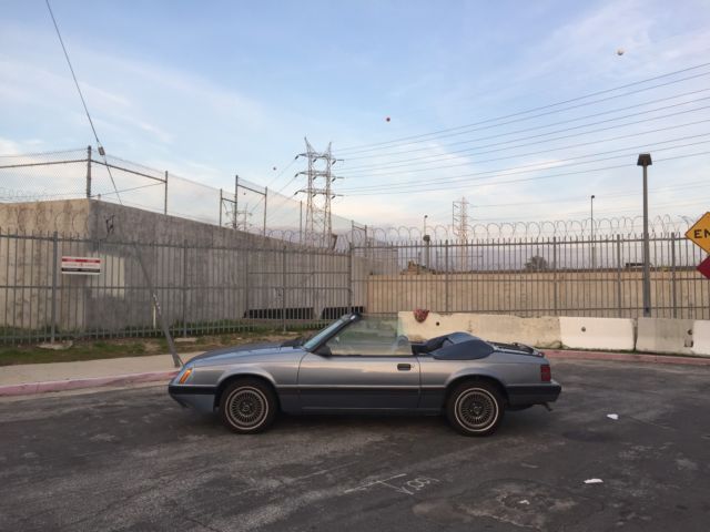 1986 ford mustang lx convertible 2-door 3.8l