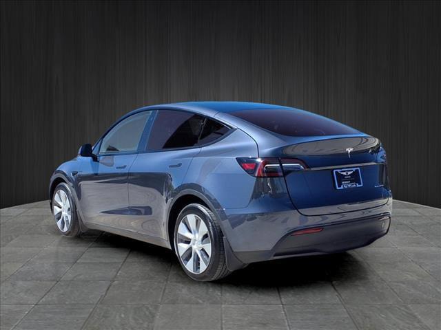 2023 tesla model y long range