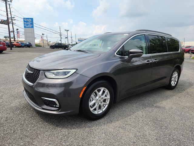 2022 chrysler pacifica touring l
