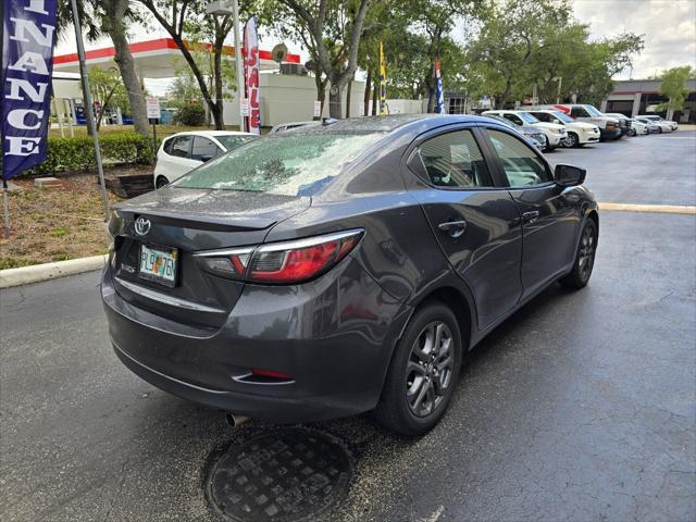 2019 toyota yaris sedan le