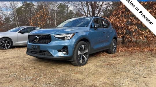 2024 Volvo XC40