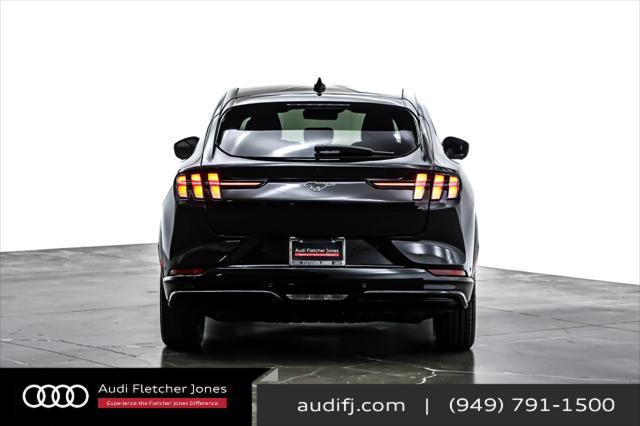 2022 ford mustang mach-e premium