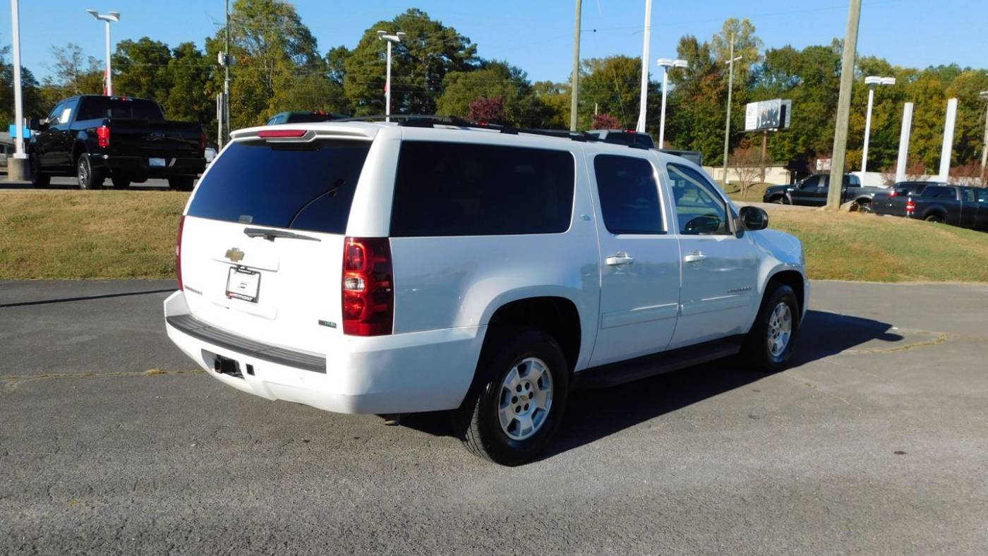 2011 chevrolet suburban lt