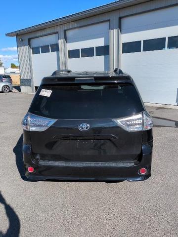 2016 toyota sienna se premium