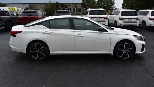2025 Nissan Altima