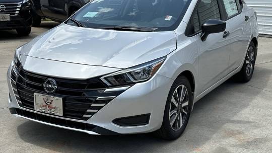 2024 Nissan Versa 1.6 s
