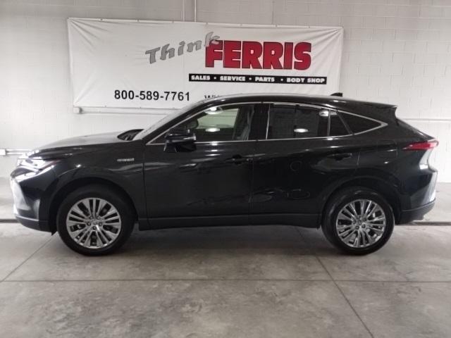 2021 toyota venza