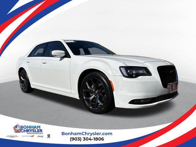 2023 chrysler 300 s