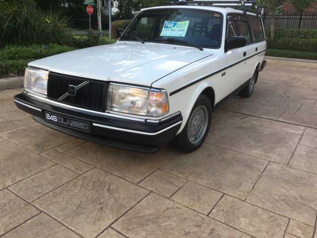 volvo 1993 240 station wagon * above average *