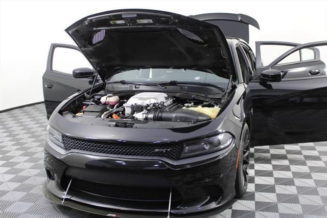 2016 dodge charger srt hellcat
