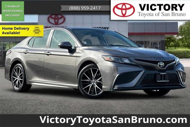 2021 toyota camry se