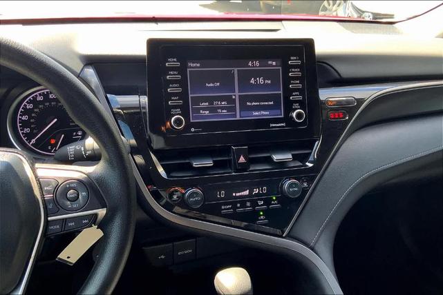 2024 toyota camry le