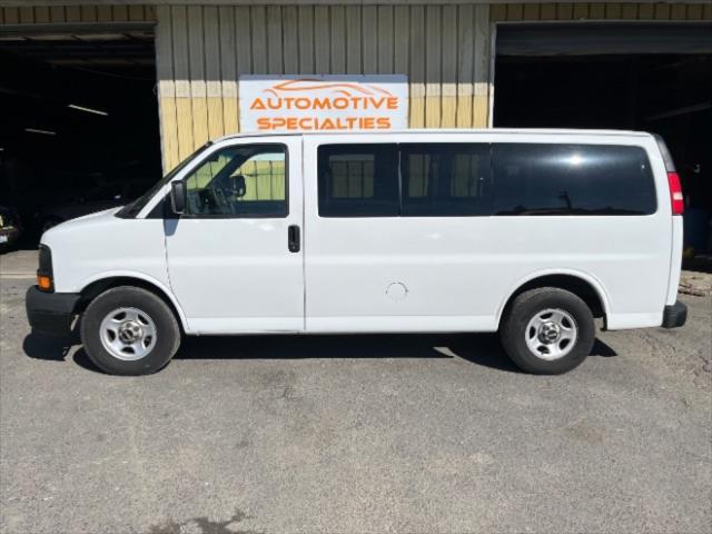 2008 gmc savana 1500 base
