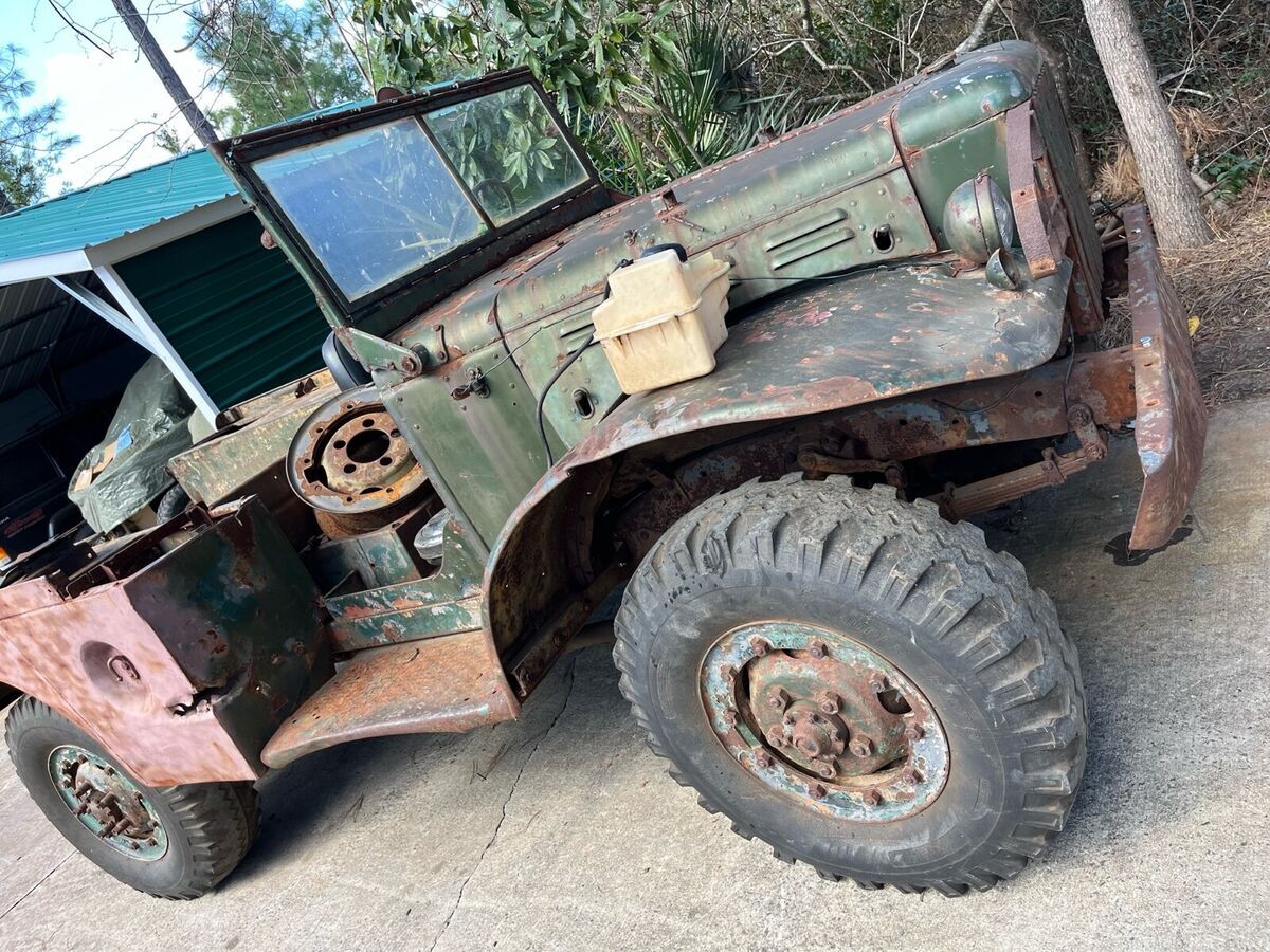 1942 dodge wc 51 green open cab