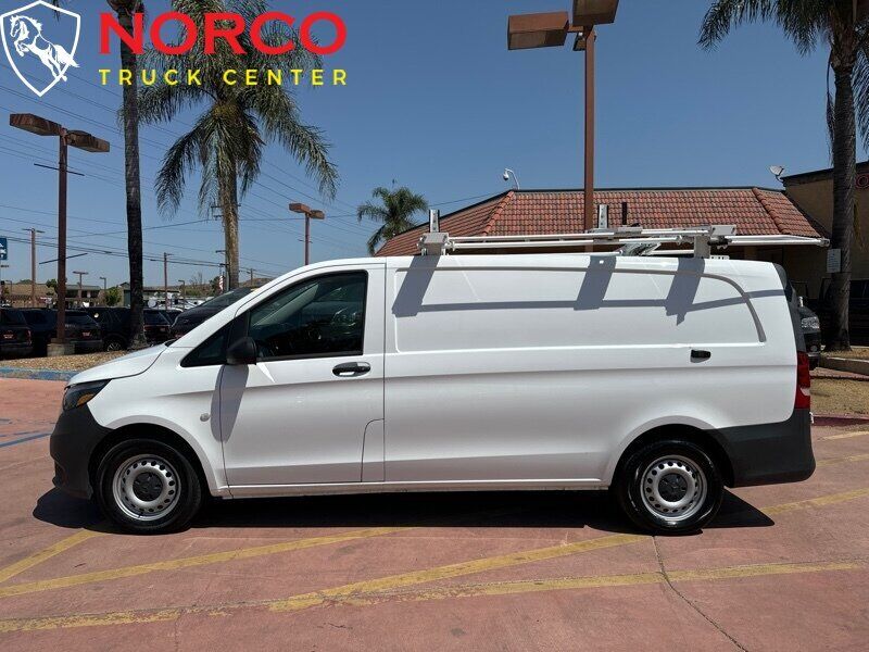 2022 mercedes-benz metris extended cargo