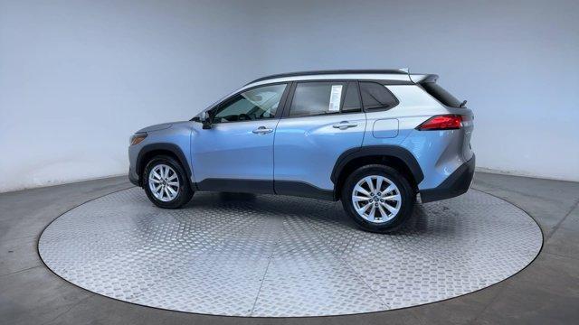 2022 toyota corolla cross le