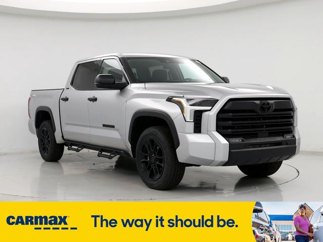 2023 toyota tundra sr5