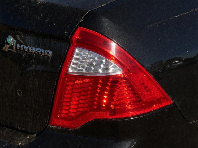 2010 ford fusion hybrid base