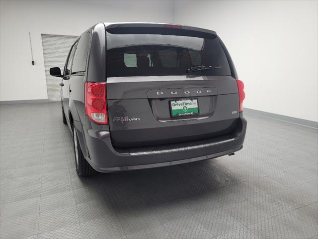 2019 dodge grand caravan se